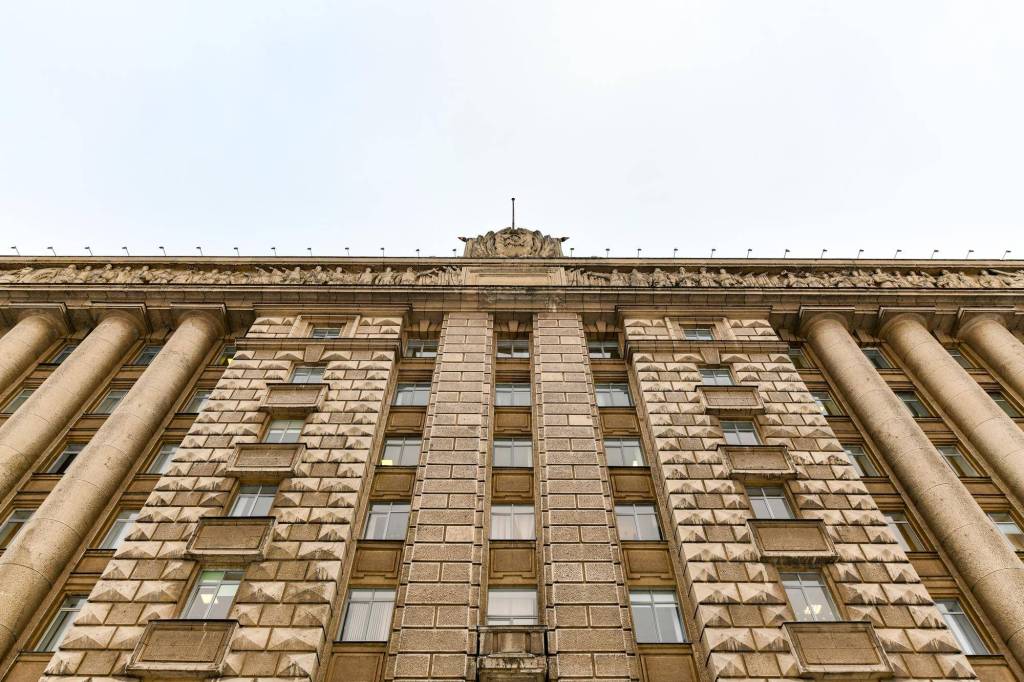 Jak działa izba skarbowa w Świdnicy i gdzie złożyć dokumenty